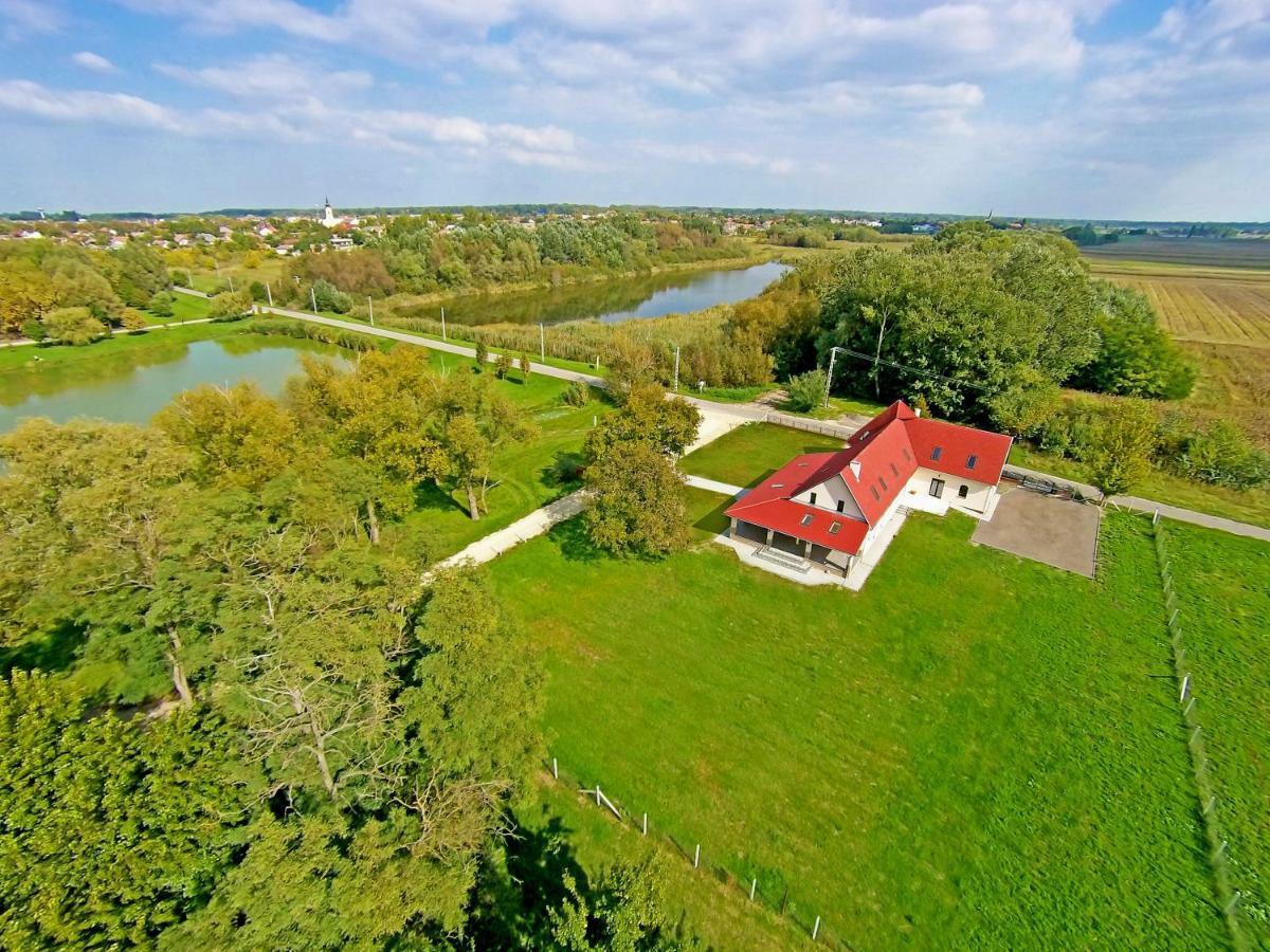Tiszavilág Pihenőház Hotel Tiszakécske Exterior foto
