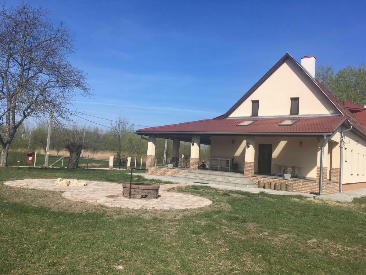 Tiszavilág Pihenőház Hotel Tiszakécske Exterior foto